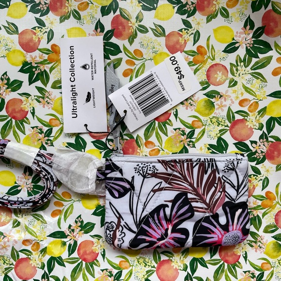 Vera Bradley Bags Brand New Vera Bradley Sun Washed Tropical